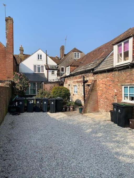 Cosy Modern - * Wareham
